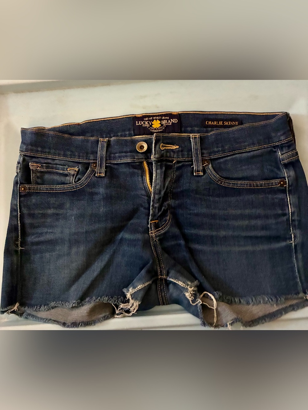 LUCKY  BRAND Dark Blue Distressed Cutoff Jean Shorts🌺 - Picture 4 of 5